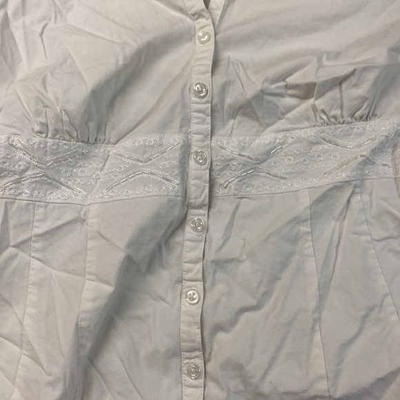 White maternity blouse - Picture 2 of 4